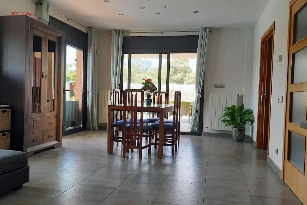 Villa Mediterranea Con Cinco Dormitorios Y Piscina Calonge   Calonge (Catalonia)