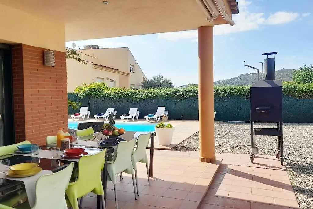 Villa Mediterranea Con Cinco Dormitorios Y Piscina Calonge  Spanien